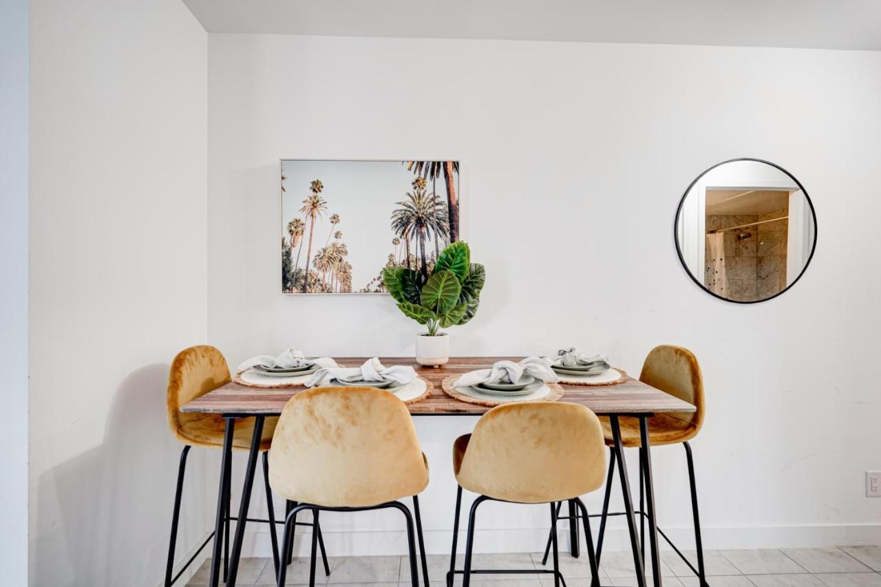 Signature Residence Toronto Bagian luar foto