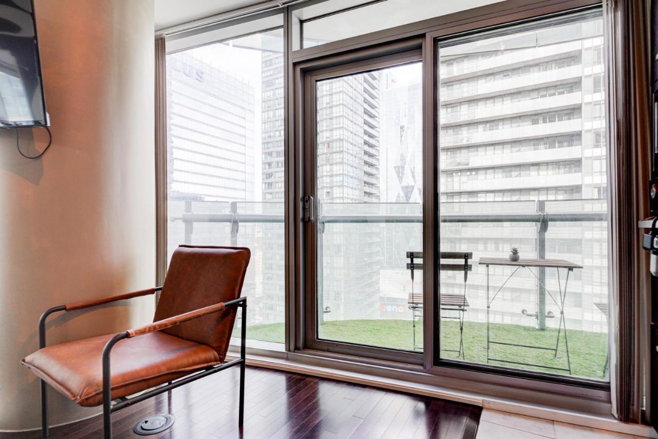 Signature Residence Toronto Bagian luar foto